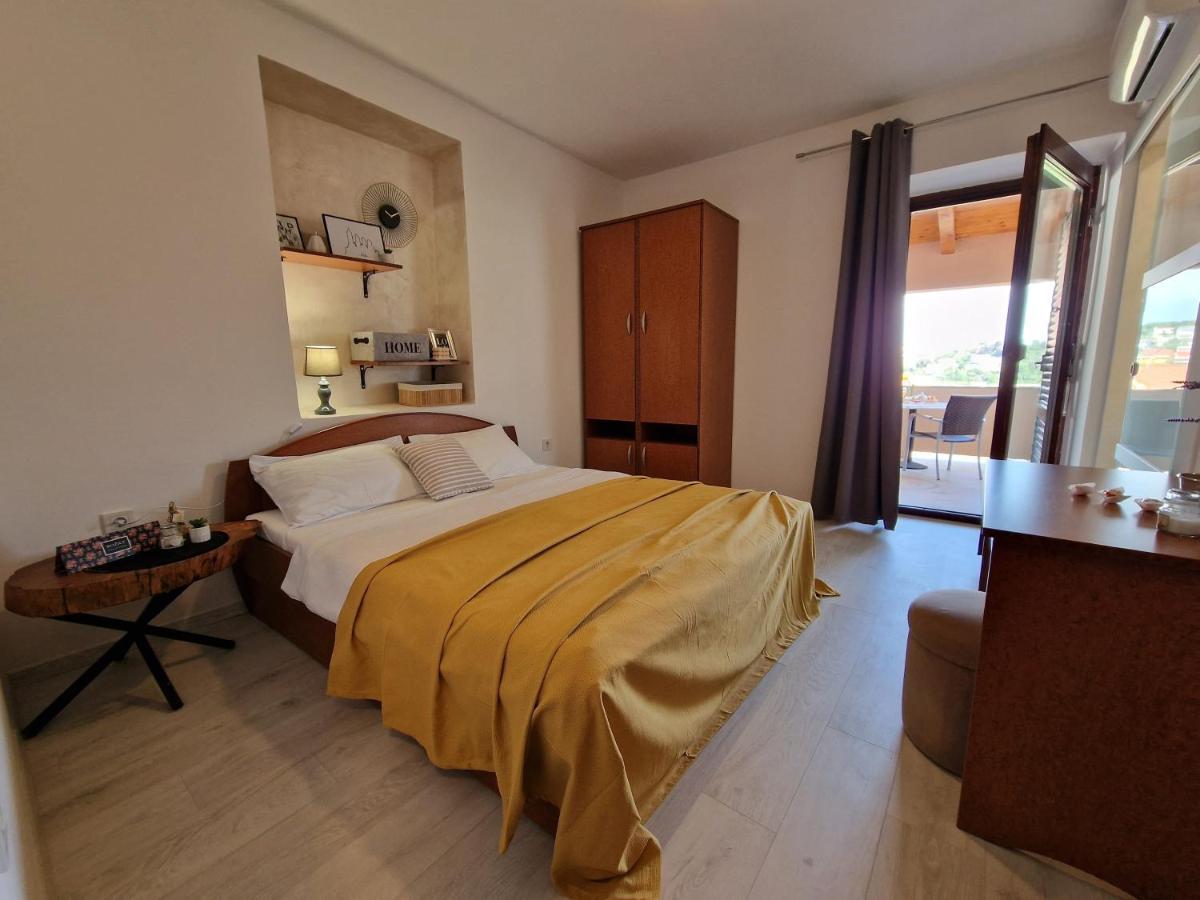 Apartments By The Sea Kampor, Rab - 5037 Exterior photo