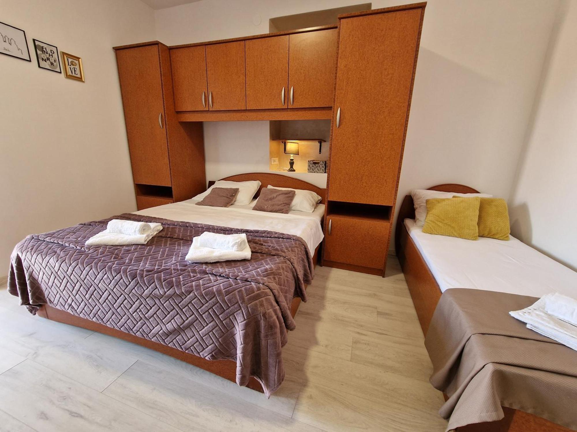 Apartments By The Sea Kampor, Rab - 5037 Room photo